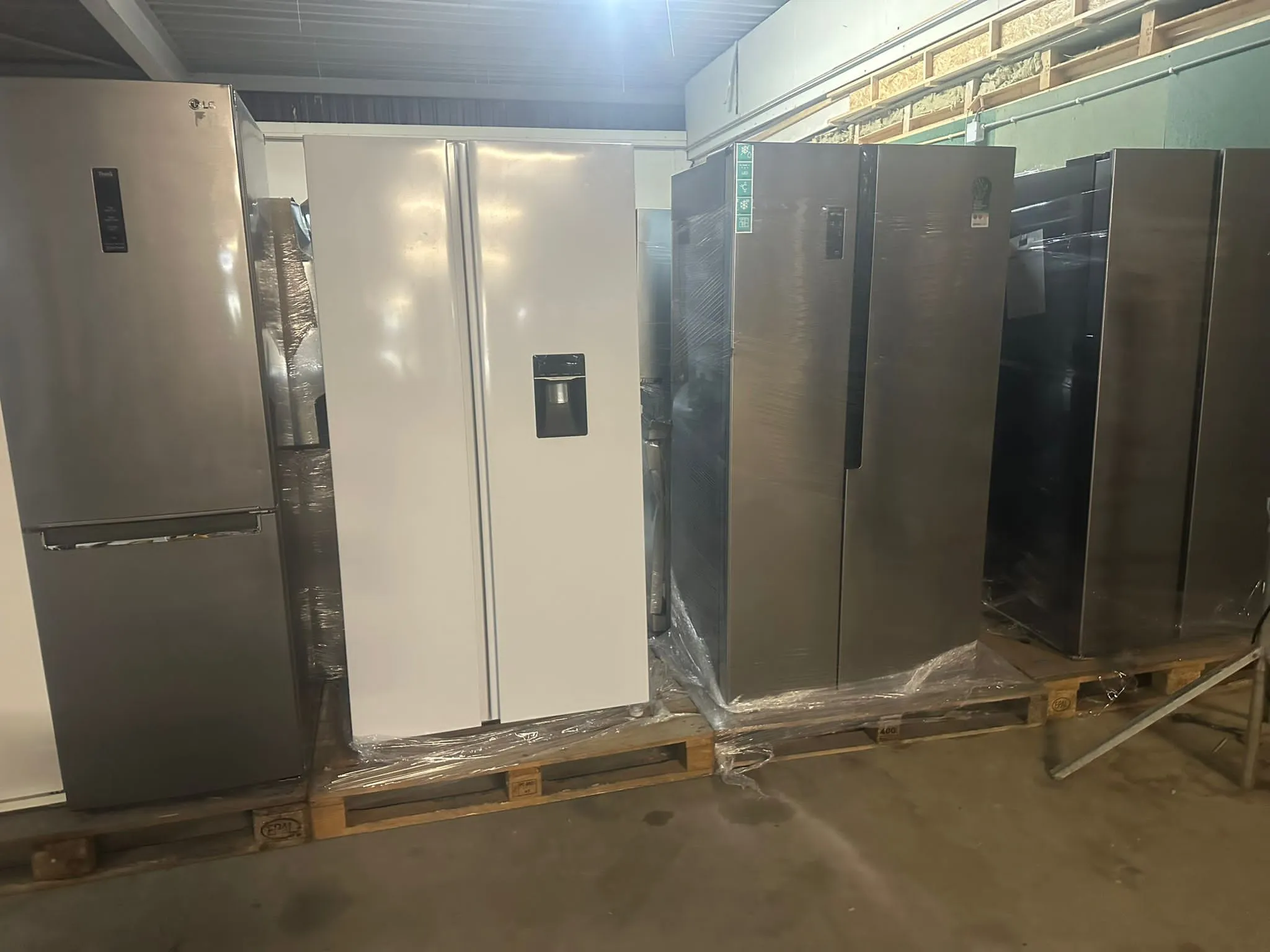 1.324.000 pcs. Mix products Price; 4,5€ pcs.!!! Location Belgium 405.002 pcs. Mix products  Price; 5,90€ pcs.!!! Location Holland